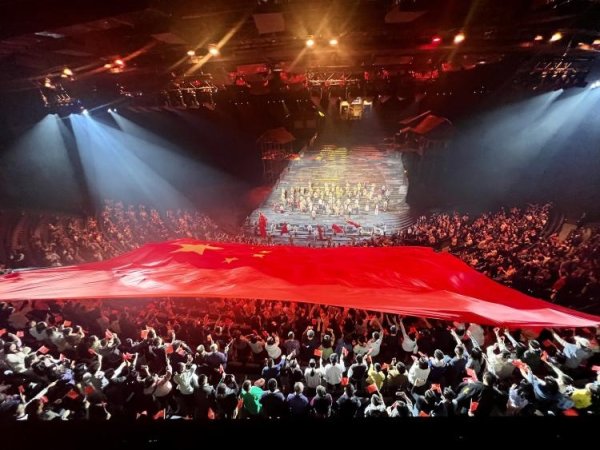 盈通策略 《重庆·1949》：“新意”+“心意”点燃爱国情